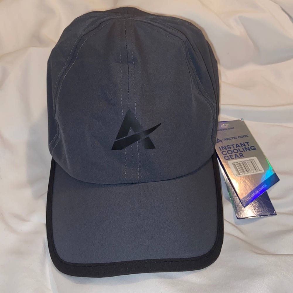 Running baseball cap